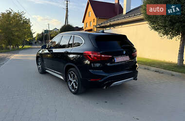 Внедорожник / Кроссовер BMW X1 2018 в 