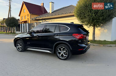 Внедорожник / Кроссовер BMW X1 2018 в 