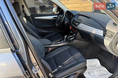 Внедорожник / Кроссовер BMW X1 2014 в 