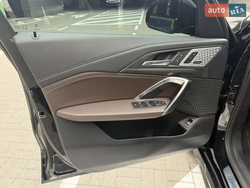 Внедорожник / Кроссовер BMW X1 2022 в Киеве