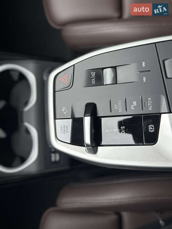 Внедорожник / Кроссовер BMW X1 2022 в Киеве
