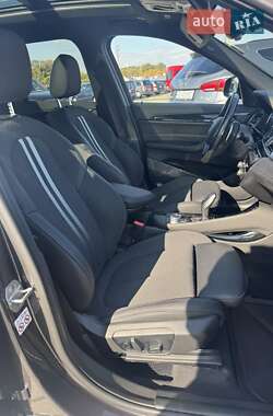 Внедорожник / Кроссовер BMW X1 2020 в 