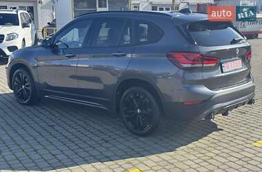 Внедорожник / Кроссовер BMW X1 2020 в 
