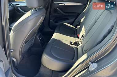 Внедорожник / Кроссовер BMW X1 2015 в 