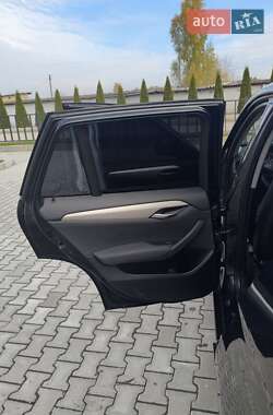 Внедорожник / Кроссовер BMW X1 2013 в 