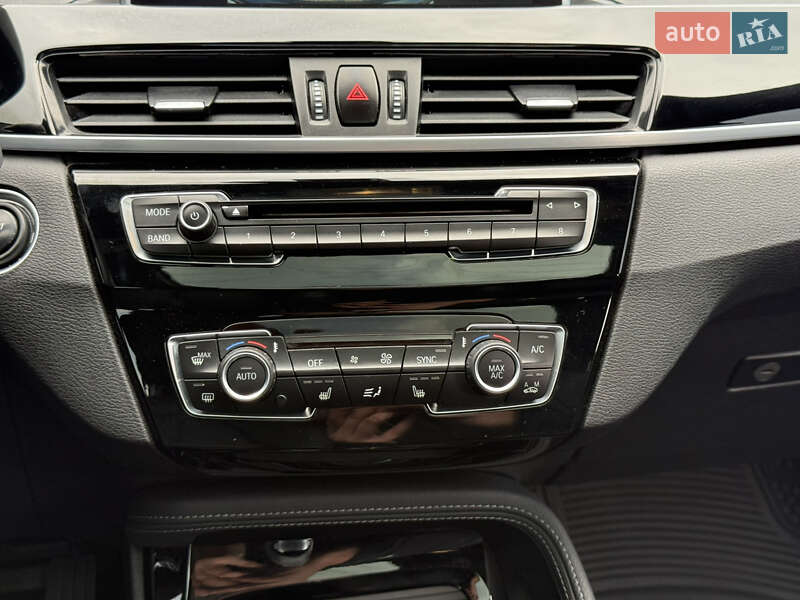 Внедорожник / Кроссовер BMW X1 2016 в Тернополе фото 52 Внедорожник / Кроссовер BMW X1 2016 в Тернополе