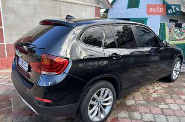 Внедорожник / Кроссовер BMW X1 2013 в 