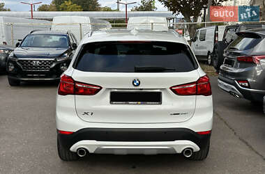 Внедорожник / Кроссовер BMW X1 2019 в 