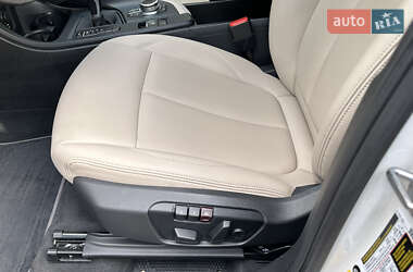 Внедорожник / Кроссовер BMW X1 2019 в 