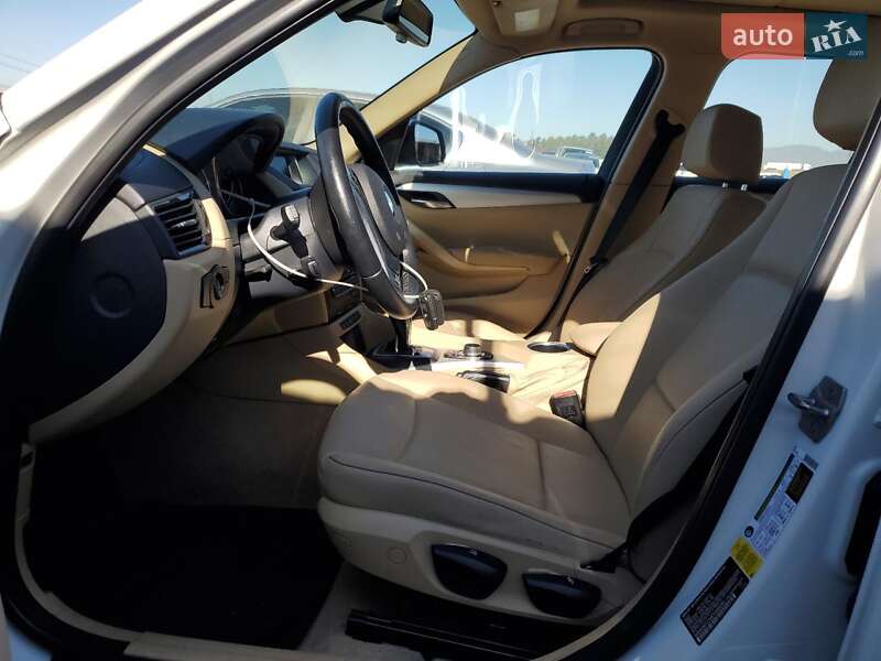 Позашляховик / Кросовер BMW X1 2015 в Києві фото 7 Позашляховик / Кросовер BMW X1 2015 в Києві