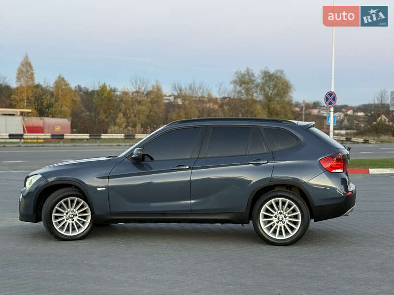 Внедорожник / Кроссовер BMW X1 2011 в Черновцах