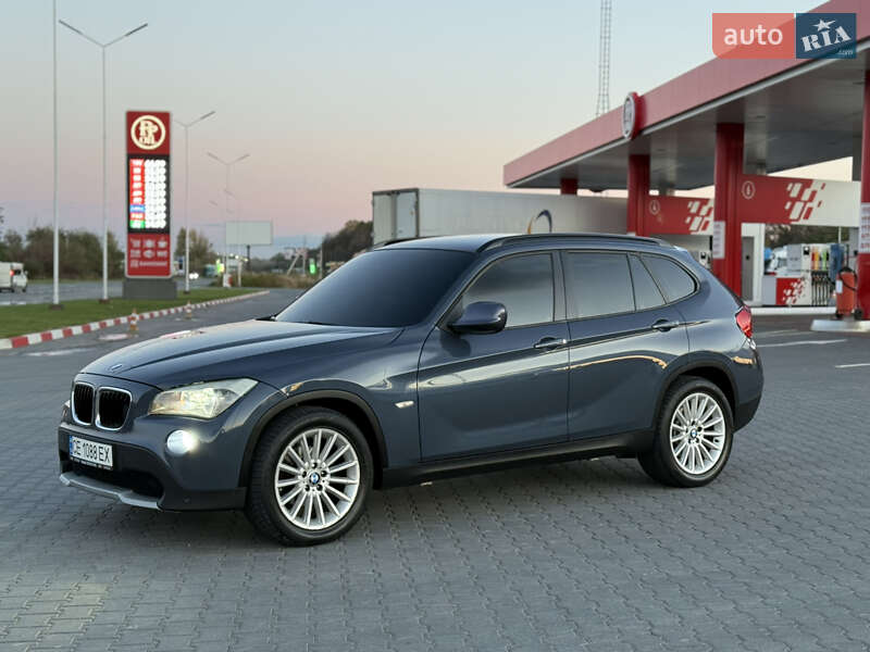 Внедорожник / Кроссовер BMW X1 2011 в Черновцах