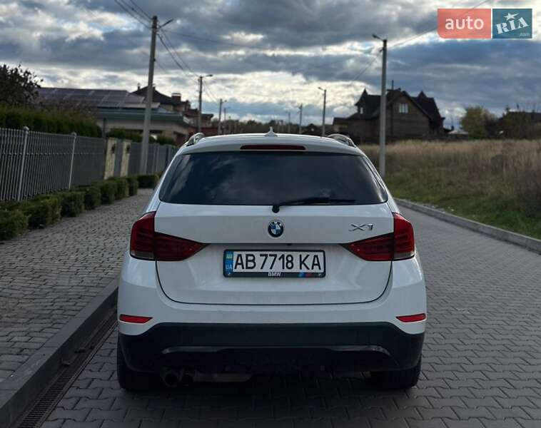 Внедорожник / Кроссовер BMW X1 2012 в Хмельницком