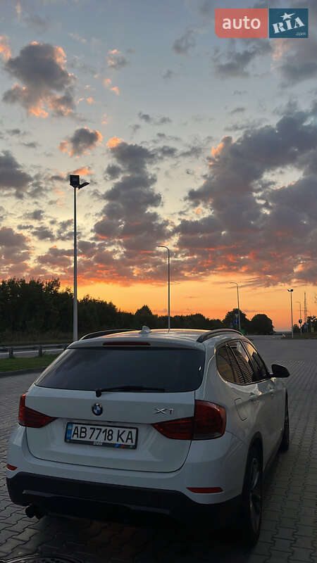 Внедорожник / Кроссовер BMW X1 2012 в Хмельницком