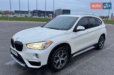 Внедорожник / Кроссовер BMW X1 2017 в Львове