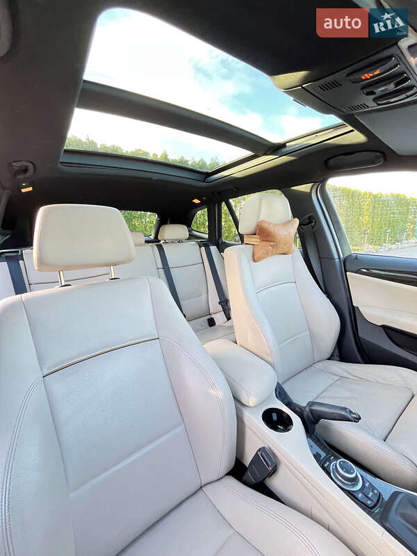 Внедорожник / Кроссовер BMW X1 2010 в Дунаевцах