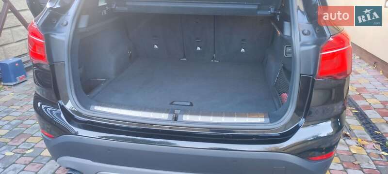 Внедорожник / Кроссовер BMW X1 2016 в Львове