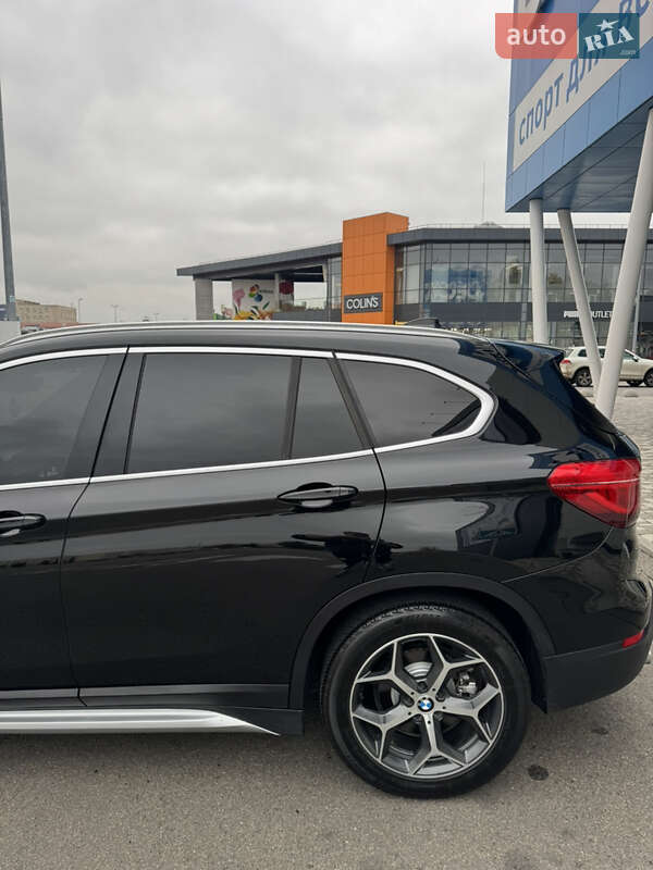 Внедорожник / Кроссовер BMW X1 2016 в Умани