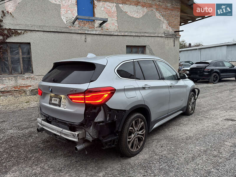Внедорожник / Кроссовер BMW X1 2016 в Тернополе