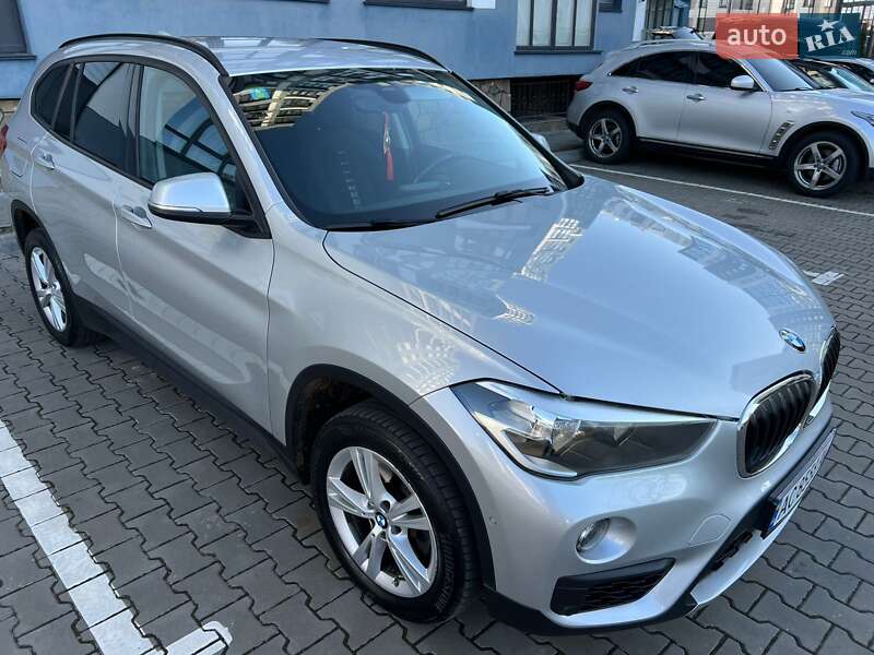 Внедорожник / Кроссовер BMW X1 2017 в Луцке фото 9 Внедорожник / Кроссовер BMW X1 2017 в Луцке