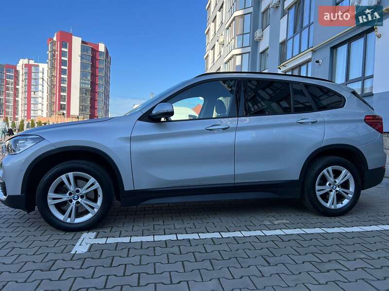 Внедорожник / Кроссовер BMW X1 2017 в Луцке фото 4 Внедорожник / Кроссовер BMW X1 2017 в Луцке