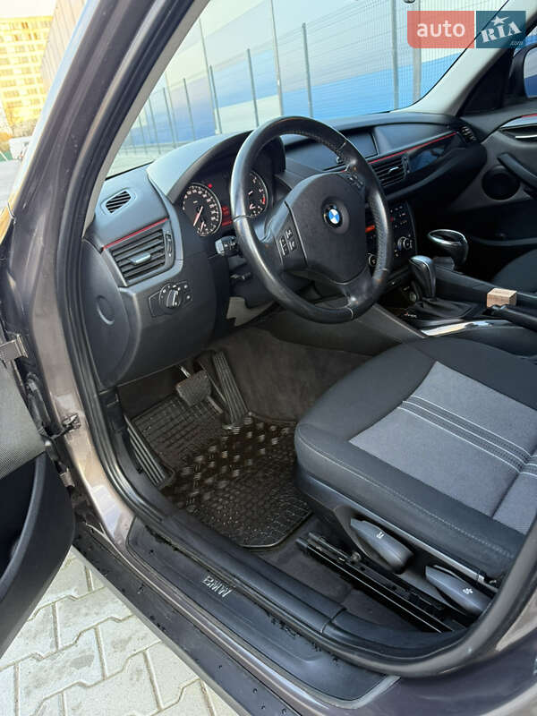 Внедорожник / Кроссовер BMW X1 2011 в Львове фото 28 Внедорожник / Кроссовер BMW X1 2011 в Львове