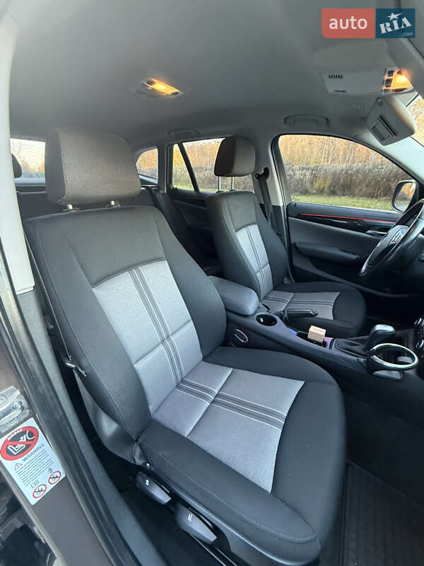 Внедорожник / Кроссовер BMW X1 2011 в Львове фото 30 Внедорожник / Кроссовер BMW X1 2011 в Львове