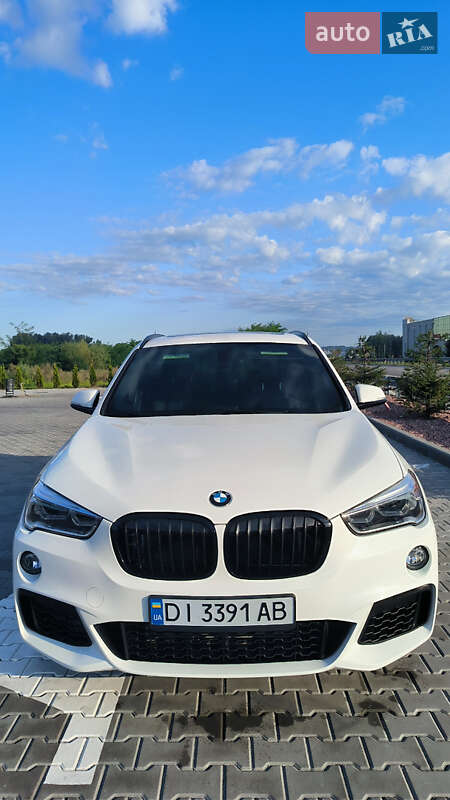 Внедорожник / Кроссовер BMW X1 2018 в Киеве