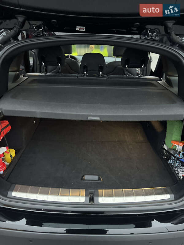 Внедорожник / Кроссовер BMW X1 2017 в Тернополе фото 14 Внедорожник / Кроссовер BMW X1 2017 в Тернополе