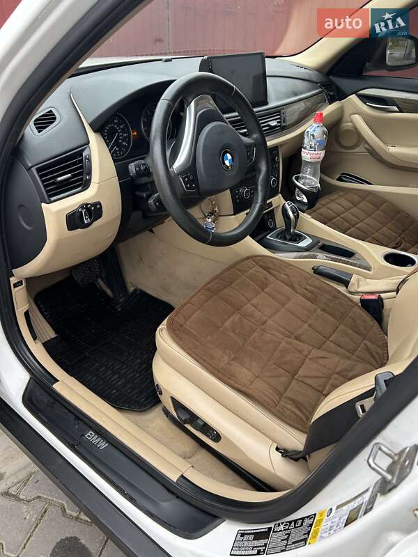 Внедорожник / Кроссовер BMW X1 2014 в Одессе