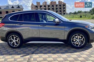 Внедорожник / Кроссовер BMW X1 2017 в Хмельницком