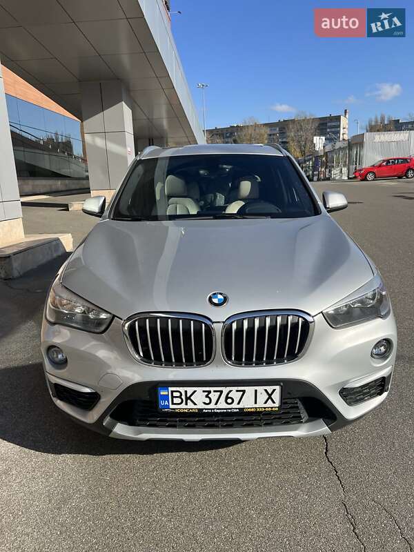 Внедорожник / Кроссовер BMW X1 2017 в Киеве фото 2 Внедорожник / Кроссовер BMW X1 2017 в Киеве