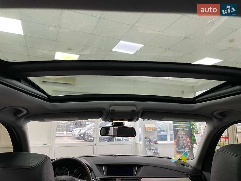 Внедорожник / Кроссовер BMW X1 2014 в Киеве