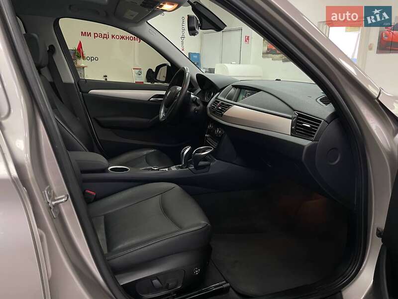 Внедорожник / Кроссовер BMW X1 2014 в Киеве