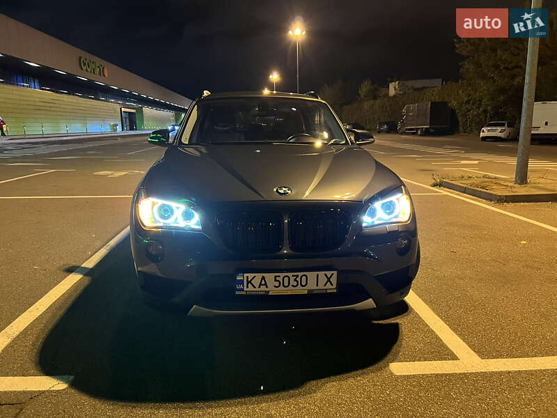 Внедорожник / Кроссовер BMW X1 2014 в Киеве