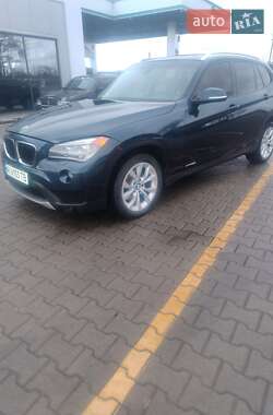 Внедорожник / Кроссовер BMW X1 2012 в Киеве