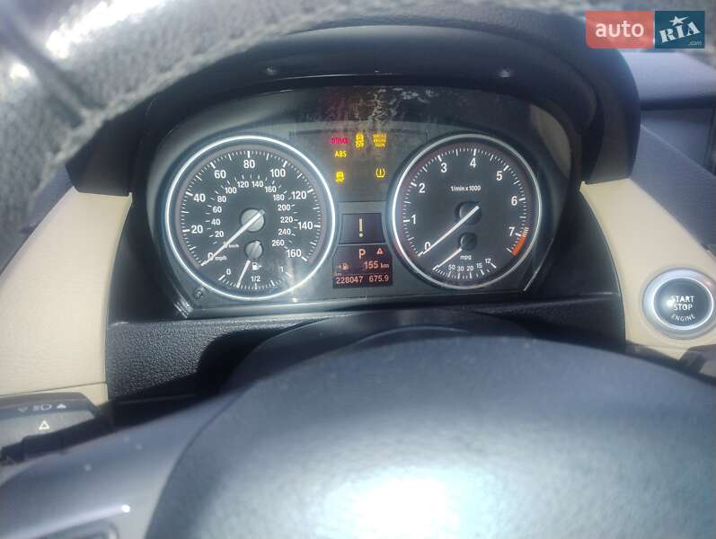 Внедорожник / Кроссовер BMW X1 2012 в Киеве