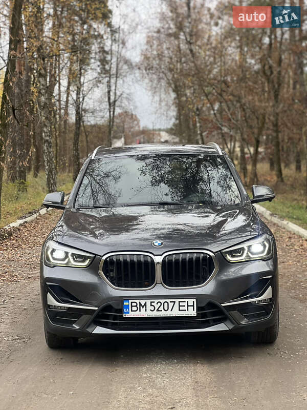 Внедорожник / Кроссовер BMW X1 2016 в Киеве