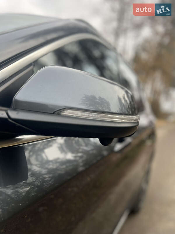 Внедорожник / Кроссовер BMW X1 2016 в Киеве