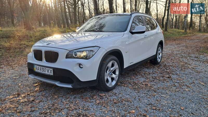 BMW X1 2011