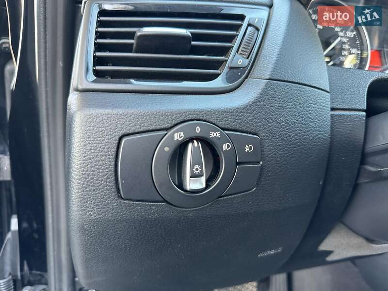 Внедорожник / Кроссовер BMW X1 2013 в Днепре