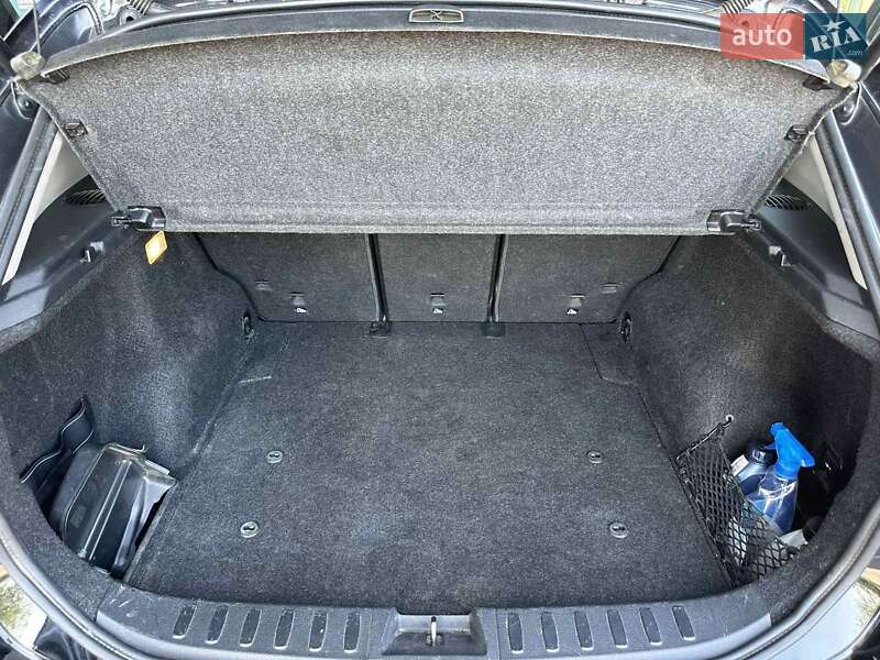 Внедорожник / Кроссовер BMW X1 2013 в Днепре