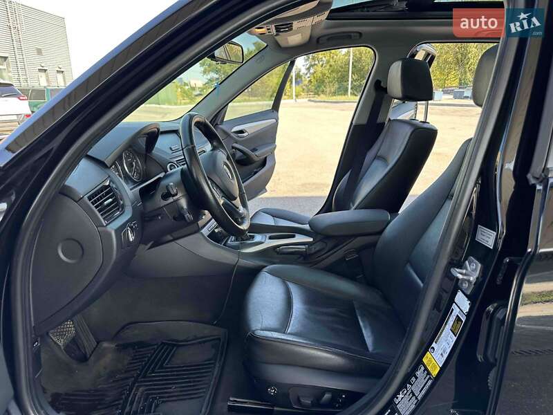 Внедорожник / Кроссовер BMW X1 2013 в Днепре