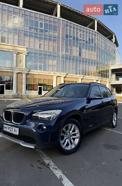Внедорожник / Кроссовер BMW X1 2014 в Одессе