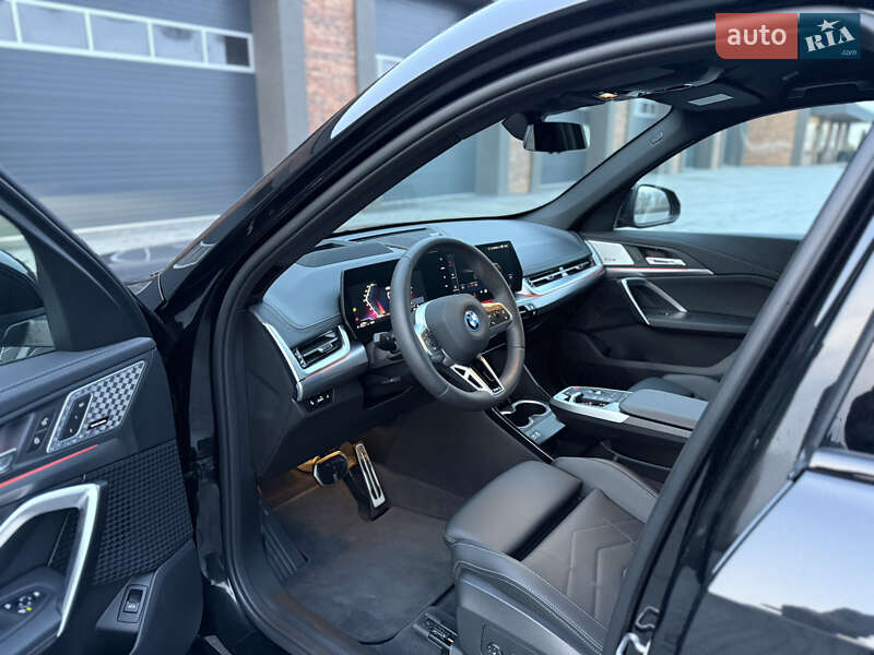 Внедорожник / Кроссовер BMW X1 2025 в Черновцах