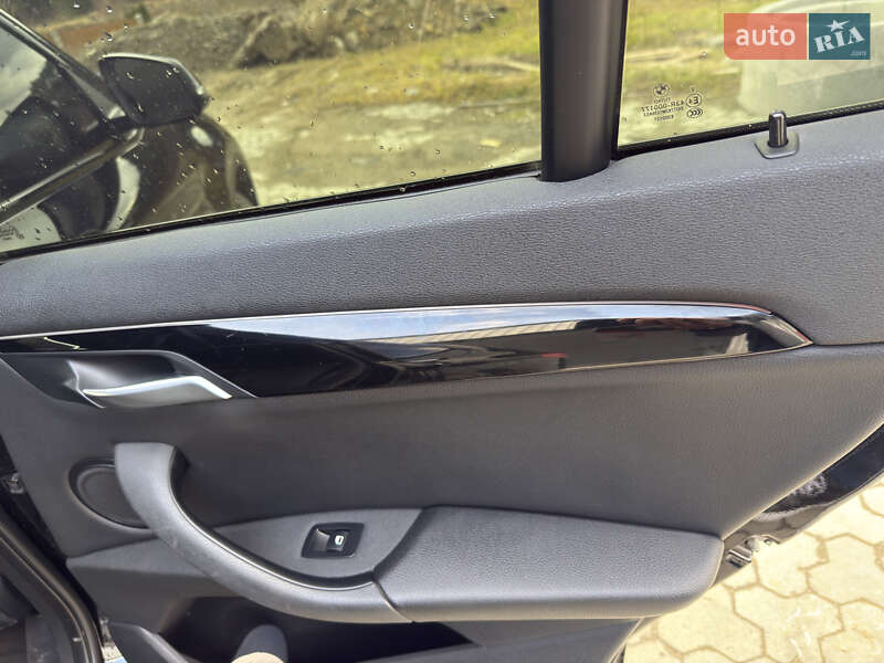 Внедорожник / Кроссовер BMW X1 2015 в Львове фото 17 Внедорожник / Кроссовер BMW X1 2015 в Львове