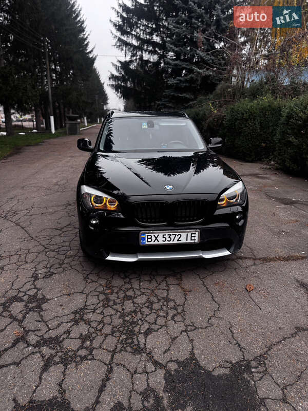 Внедорожник / Кроссовер BMW X1 2011 в Христиновке