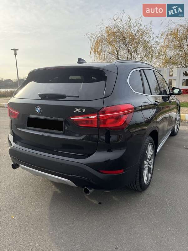 Внедорожник / Кроссовер BMW X1 2016 в Ирпене