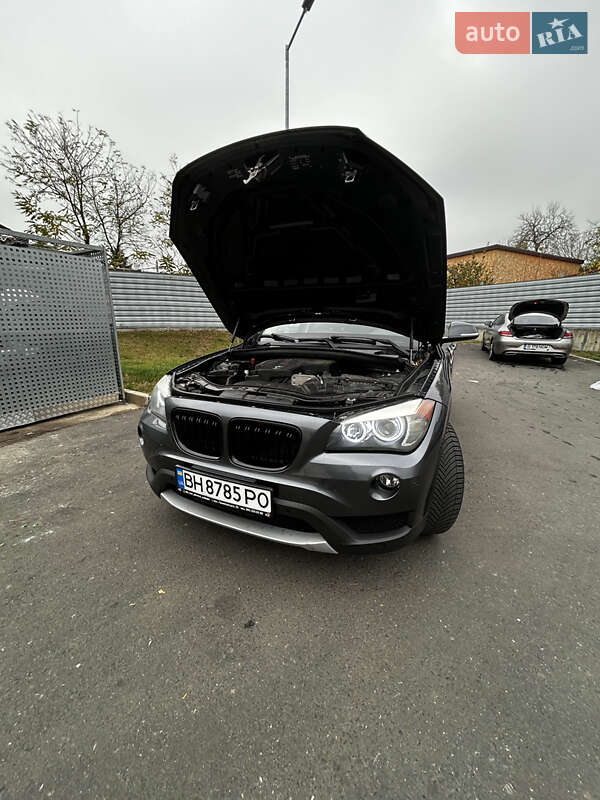 Внедорожник / Кроссовер BMW X1 2014 в Одессе