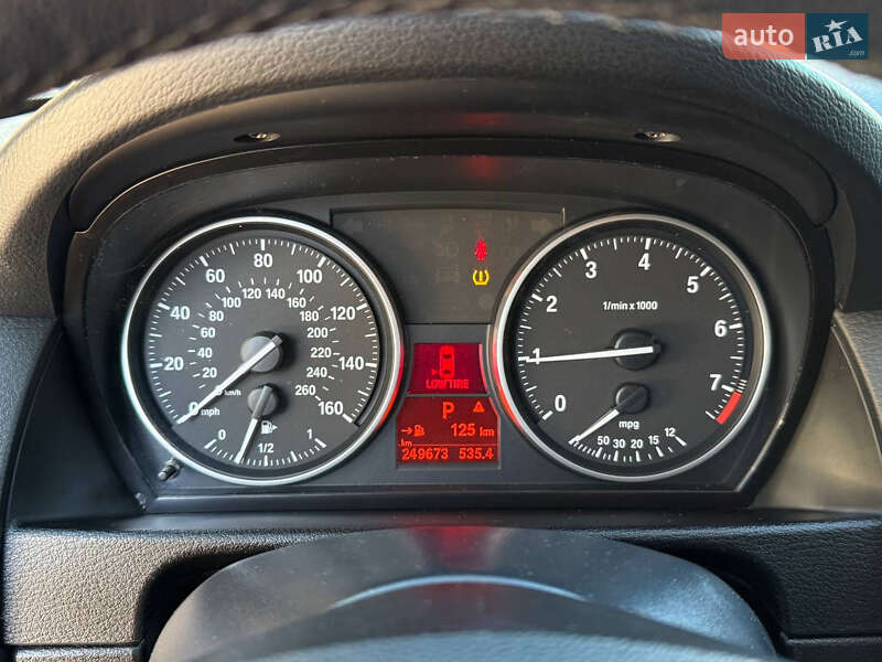 Внедорожник / Кроссовер BMW X1 2014 в Житомире